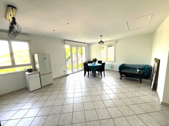 Location Maison 4 pièces 73m² BONSECOURS 76240 - Photo 1