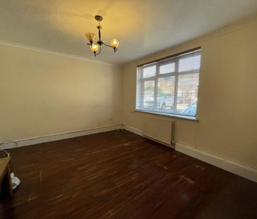 4 bedroom terraced house to rent - Photo 5