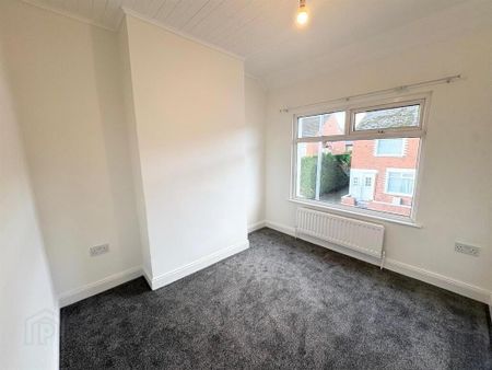 112 Dunraven Avenue, Belfast, BT5 5JS - Photo 3