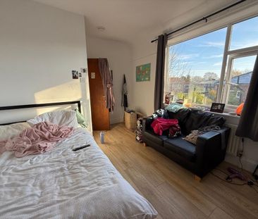 6 bedroom house to rent - Photo 4