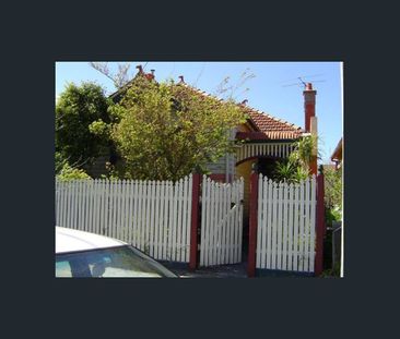Spacious Edwardian in the heart of Northcote - Photo 4