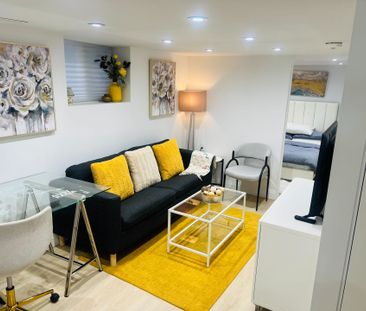 For Lease - 12 KIMBERLEY Avenue Unit# UNIT B, Toronto, Ontario - Photo 1