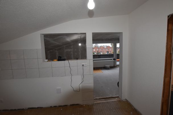 Alt Rensefeld 34, direkt a.d. Kirche, 4 Zi.-Whg. ca. 123qm mit gr. Balkon, FREI zum 01.02.2026 - Photo 1