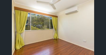 Perfectly presented on Payne Street! - Photo 2