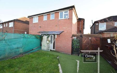 |ref. |, Broadlands Road, Southampton, SO17 - Photo 2