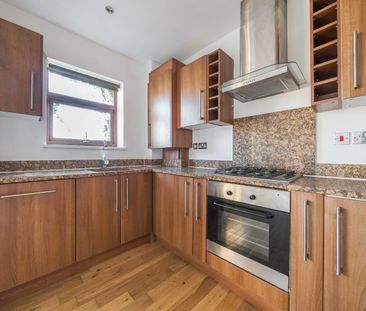 Flat to rent - Mayplace Road East, Bexleyheath, DA7 - Photo 5