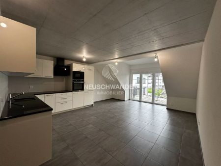 Bel appartement en duplex de 4.5 pièces à louer à Courroux - Photo 2