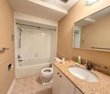 For Lease - 6 Romanway Crescent, Toronto, Ontario - Photo 3