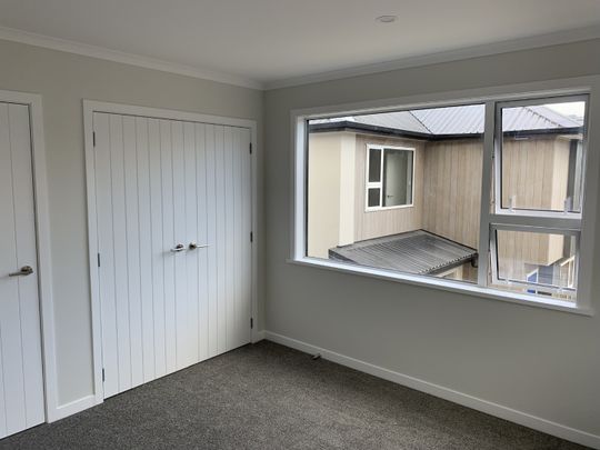 New home in Lower Hutt - Photo 1