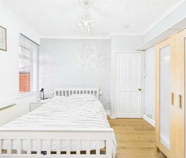 High Street, Aldershot, Hampshire, GU11 - Photo 3