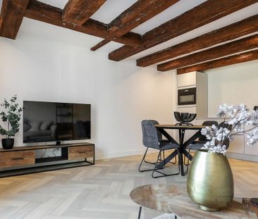 Te huur: Appartement Nieuwezijds Voorburgwal in Amsterdam - Foto 2