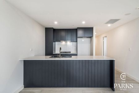 Luxury Brand New Unit in Prime Fairfield Location - Photo 5