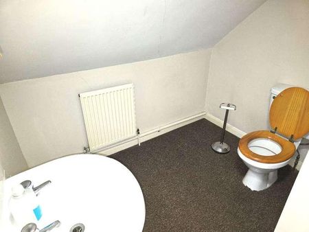 D Maidstone Road, Chatham, ME4 - Photo 4