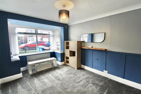 3 bedroom terraced house to rent - Photo 2