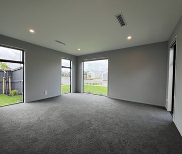 102 Skibbereen Dr, Halswell - Photo 2