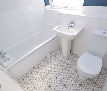 3 Bedroom Semi-Detached House - Photo 4