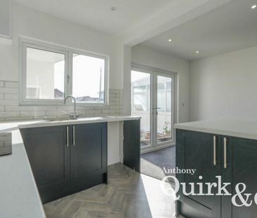 3 bedroom terraced house to rent - Photo 5