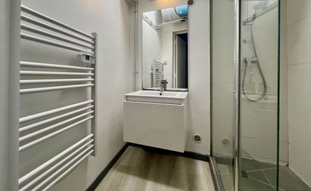 F2 REZ DE CHAUSSÉE - FAUBOURG SAINT ANDRÉ - Photo 5