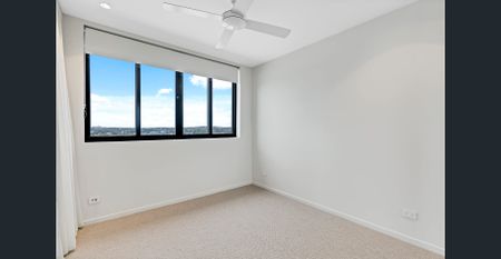 Luxury Beachside High- Level 3-Bedroom Apartment with Ocean Views - Photo 3