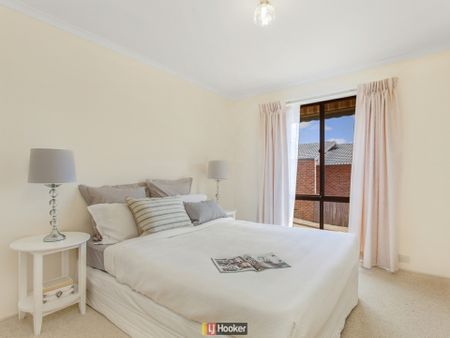 37 Ennor Crescent, Florey ACT, Belconnen - Photo 3