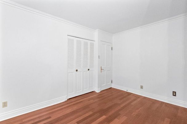 2897 Av. Douglas, H3R 2C7, H3R 2C7, Montréal - Photo 1