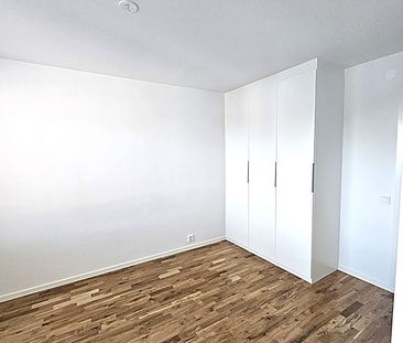 Hjulsta Backar 16, Tensta - Foto 1