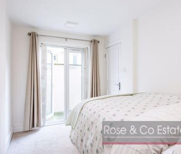 5 bedroom townhouse to rent - Photo 1