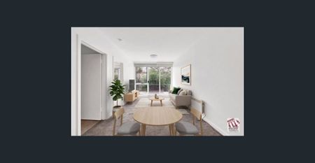 GROUND FLOOR LIVING IN CENTRAL LOCATION! - Photo 2
