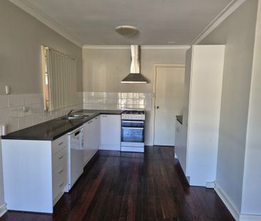 Well-Presented Family Home in a Convenient Location - Photo 4