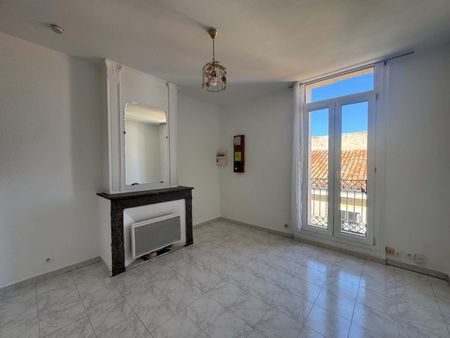 Location Appartement 2 pièces 40m² SETE 34200 - Photo 2