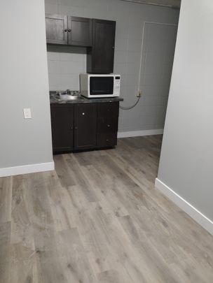 2712 7th Ave, Regina - Photo 1