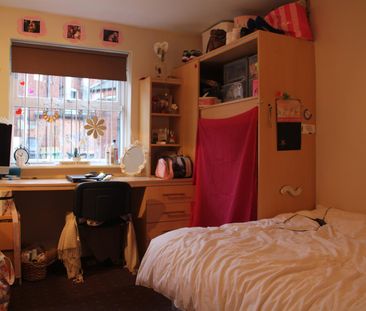 5 bedroom apartment to rent - Photo 3