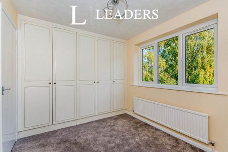 2 bedroom semi-detached house to rent - Photo 3