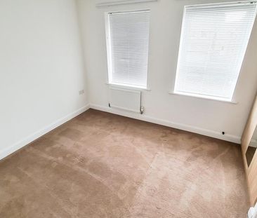 3 bedroom detached house to rent - Photo 3