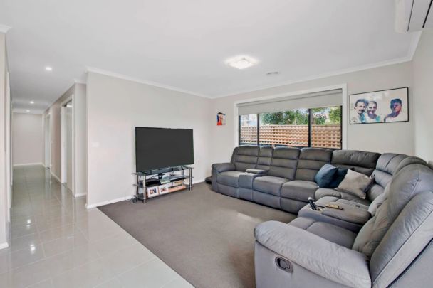 3 Bed, 2 Bath - Photo 1