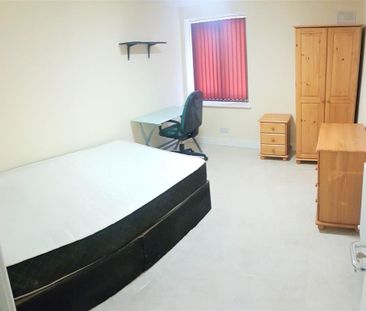 7 bedroom semi-detached house to rent - Photo 3