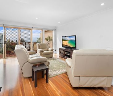 Furnished Duplex with Ocean Views in Prime Kiama Location - Photo 1