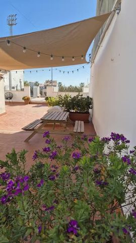 Carrer de la Reina, Valencia, Valencian Community 46011 - Photo 4