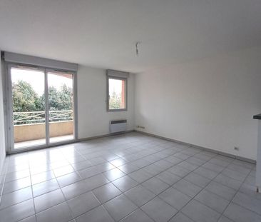location Appartement T2 DE 40.87m² À TOULOUSE - Photo 2