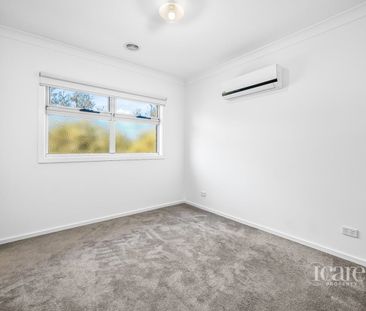 Amazing Townhouse in Burwood - Photo 6