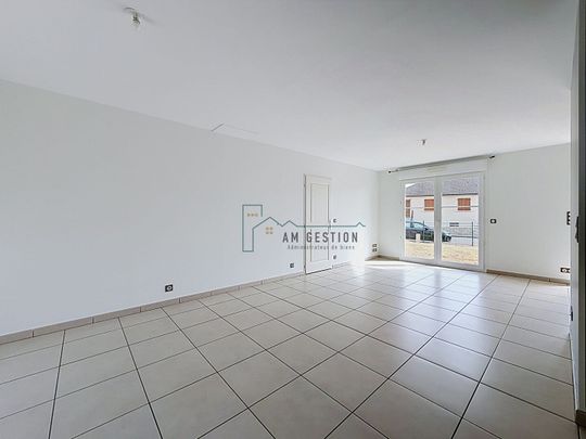 Location Maison 5 pièces 115m² - Photo 1