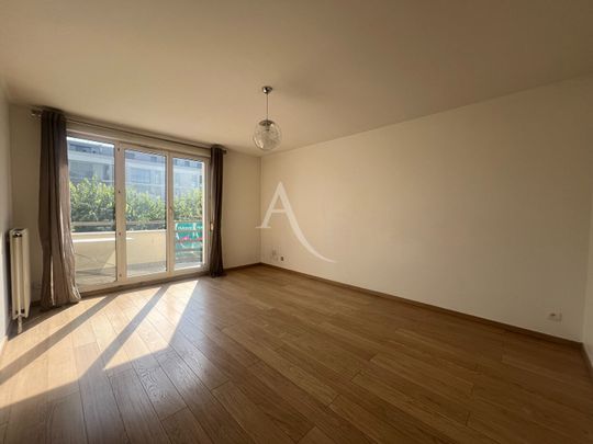 Location Appartement 2 pièces 54m² - Photo 1