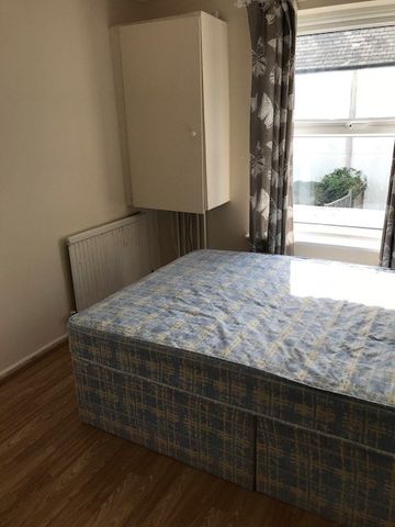 6 bedroom terraced house to rent - Photo 5