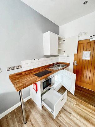 Studio to rent - Photo 1