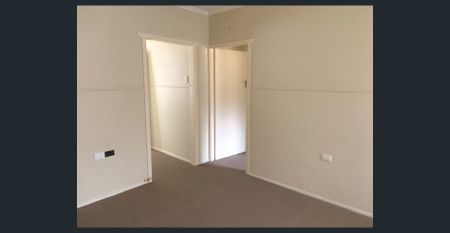 NEAT & TIDY ONE BEDROOM UNIT! - Photo 4