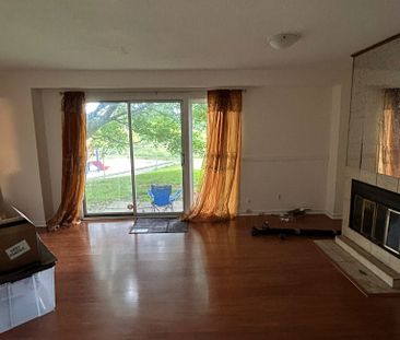 For Lease - 41 Mississauga Valley Boulevard Unit# 15, Mississauga, ... - Photo 5