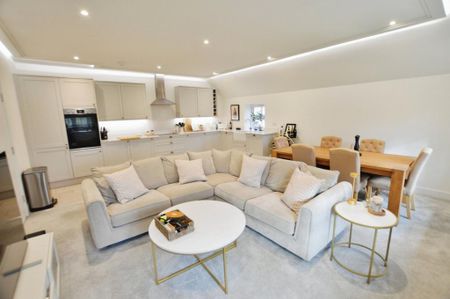 2 bedroom apartment to rent - Photo 3