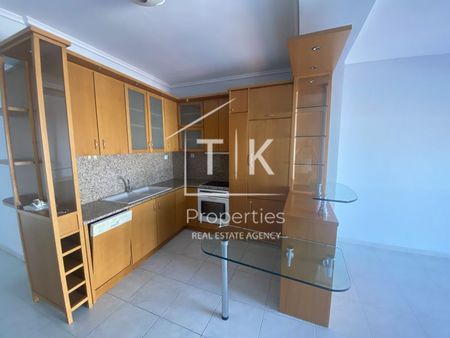 Διαμέρισμα για ενοικίαση Κέντρο (Μενεμένη) - Φωτογραφία 4