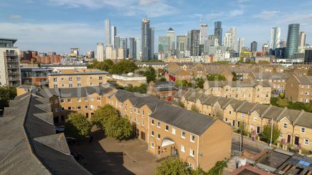 5 bedroom end of terrace house to rent - Photo 4