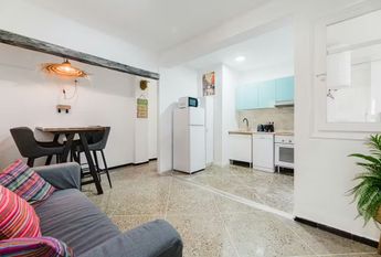 Carrer de Ramiro de Maeztu, Valencia, Valencian Community 46022